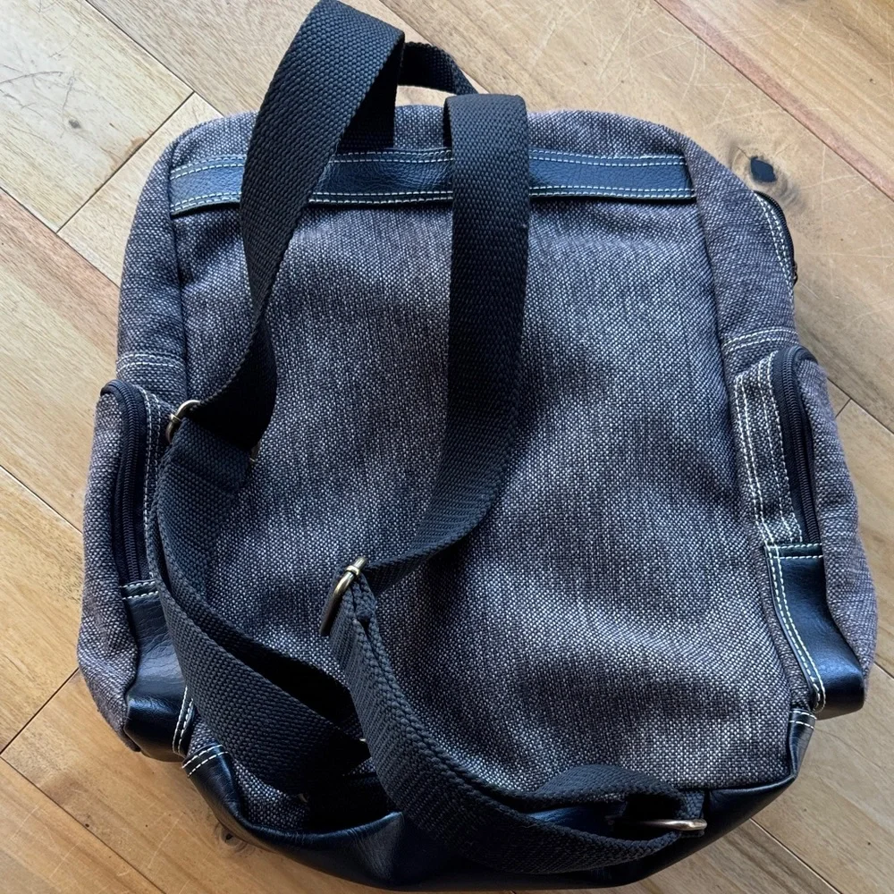 Just‎ Fred’s Stylish Black and Brown Backpack satchel - Picture 8 of 8